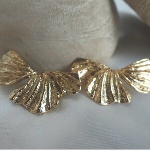 Elegant Gold Leaf Earrings